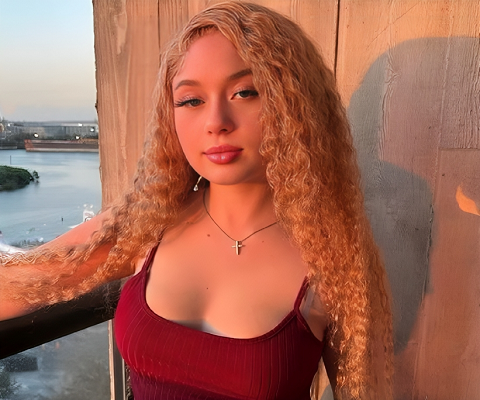 Coco Bliss Age, Wiki, Career, Net Worth, Relationship 2024